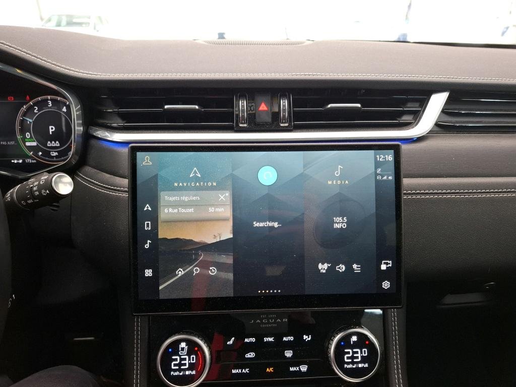 
								JAGUAR F-PACE / 5P / SUV P400e PHEV BVA 4×4 R-Dynamic SE full									