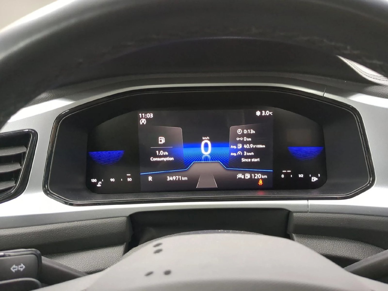 
								Volkswagen T-Roc Life 1.5 TSI 150CV BVA7 E6d full									