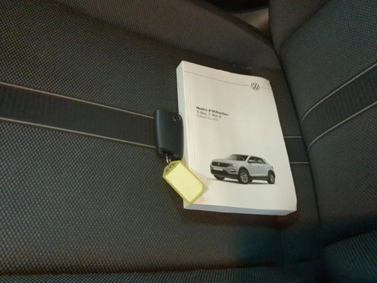 
								Volkswagen T-Roc Life 1.5 TSI 150CV BVA7 E6d full									