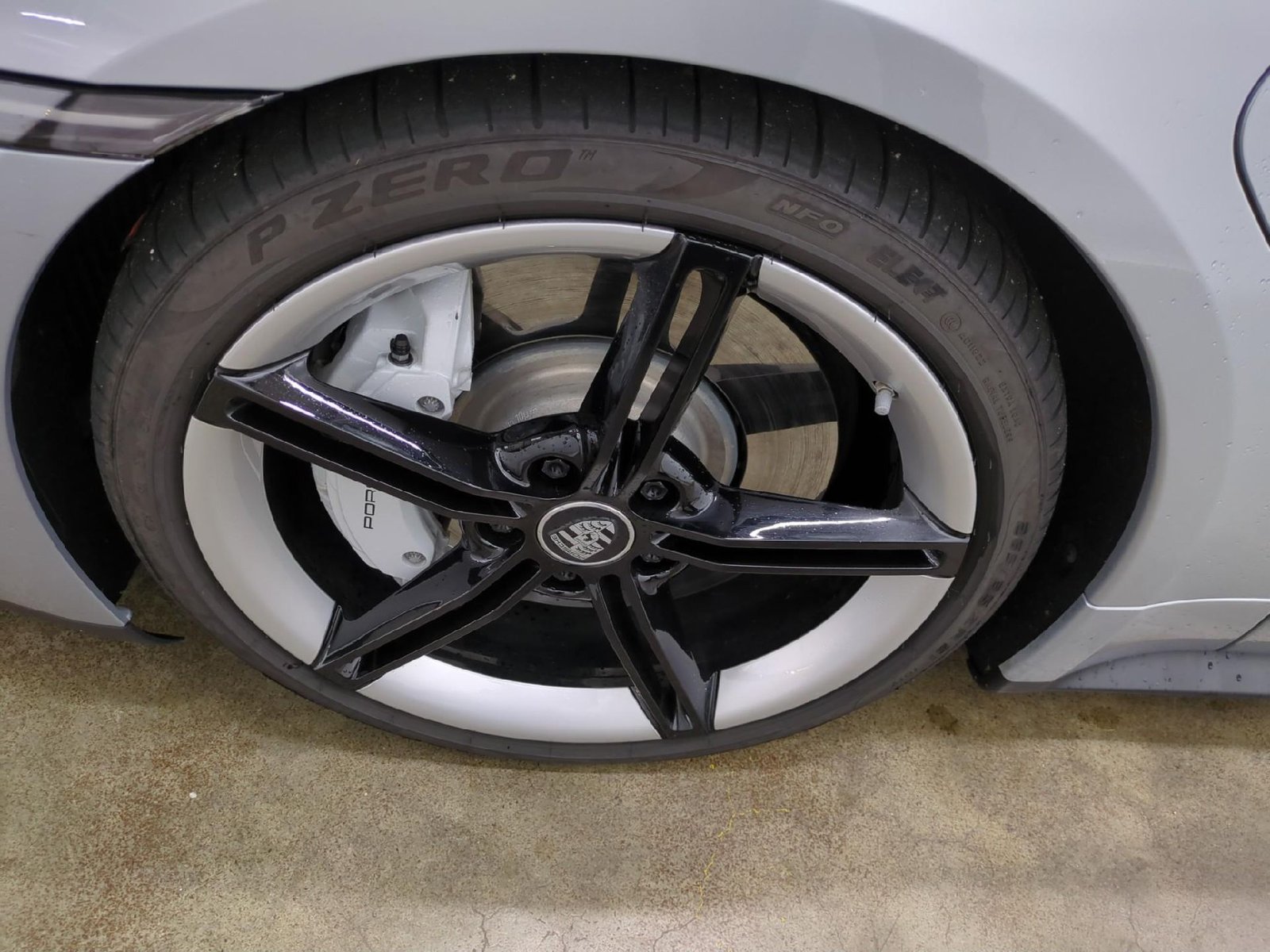 
								Porsche Taycan 79kWh BVA full									