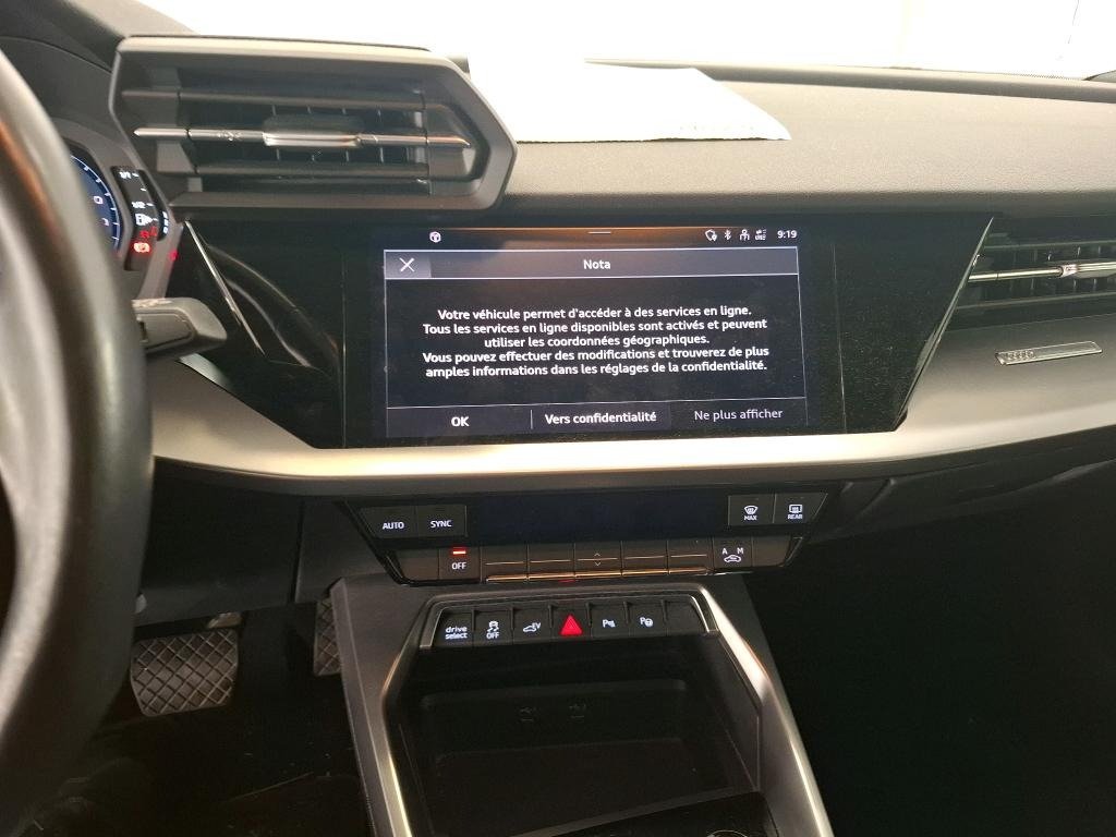 
								AUDI A3 Sportback 40 TFSI e 204 S Tronic Business Line full									