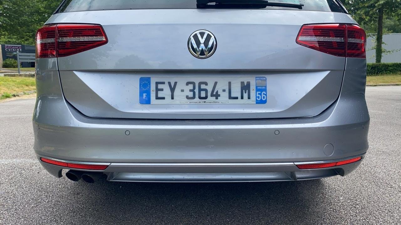 
								Volkswagen Passat BREAK 2.0 TDI 190 BLUEMOTION CARAT 4MOTION DSG BVA full									