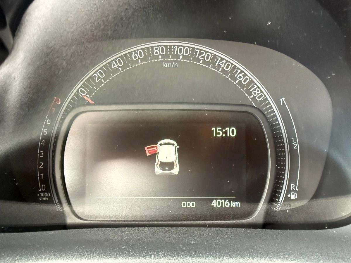 
								Toyota Aygo X 1.0 VVTI 70ch JBL Edition Collection BVA 1ère main / Garantie 07/2028 full									
