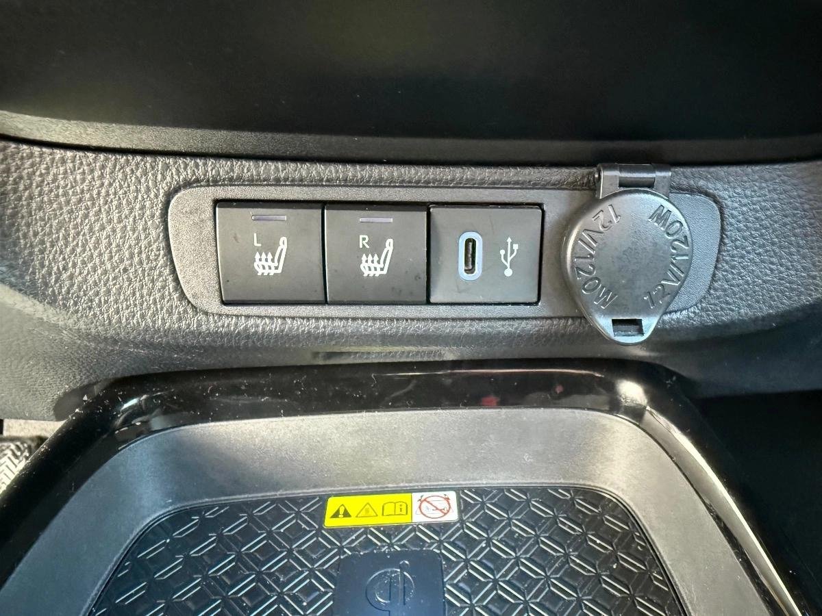 
								Toyota Aygo X 1.0 VVTI 70ch JBL Edition Collection BVA 1ère main / Garantie 07/2028 full									