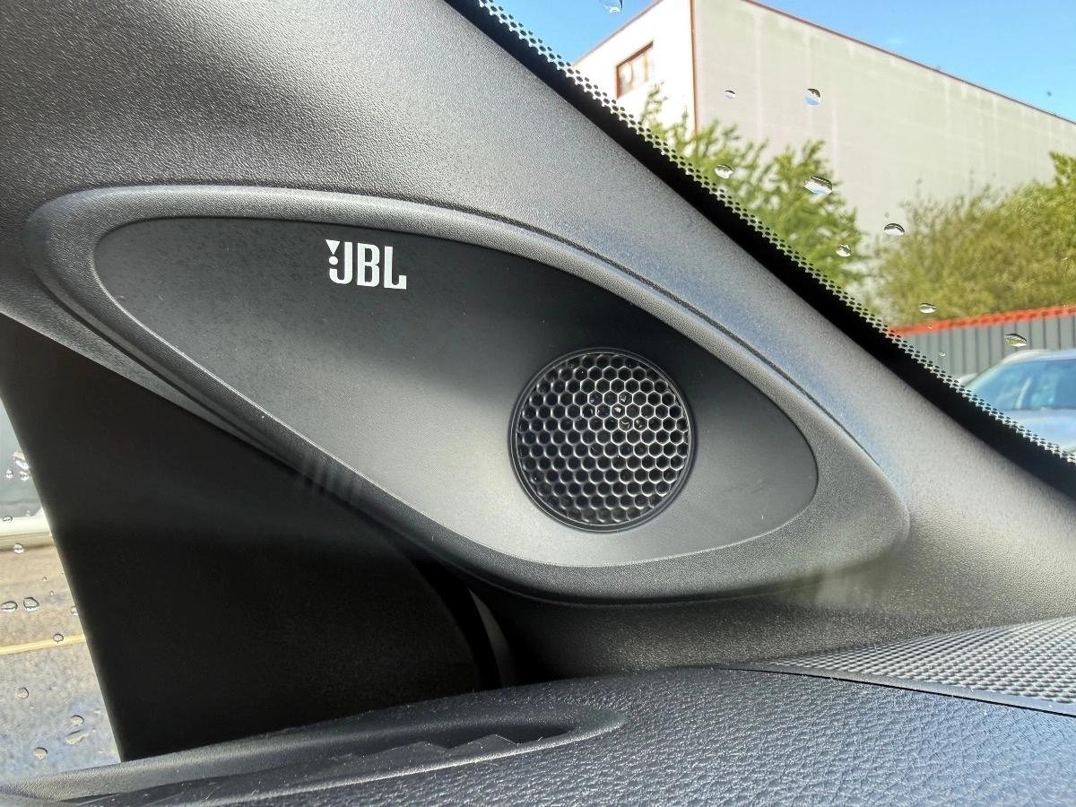 
								Toyota Aygo X 1.0 VVTI 70ch JBL Edition Collection BVA 1ère main / Garantie 07/2028 full									