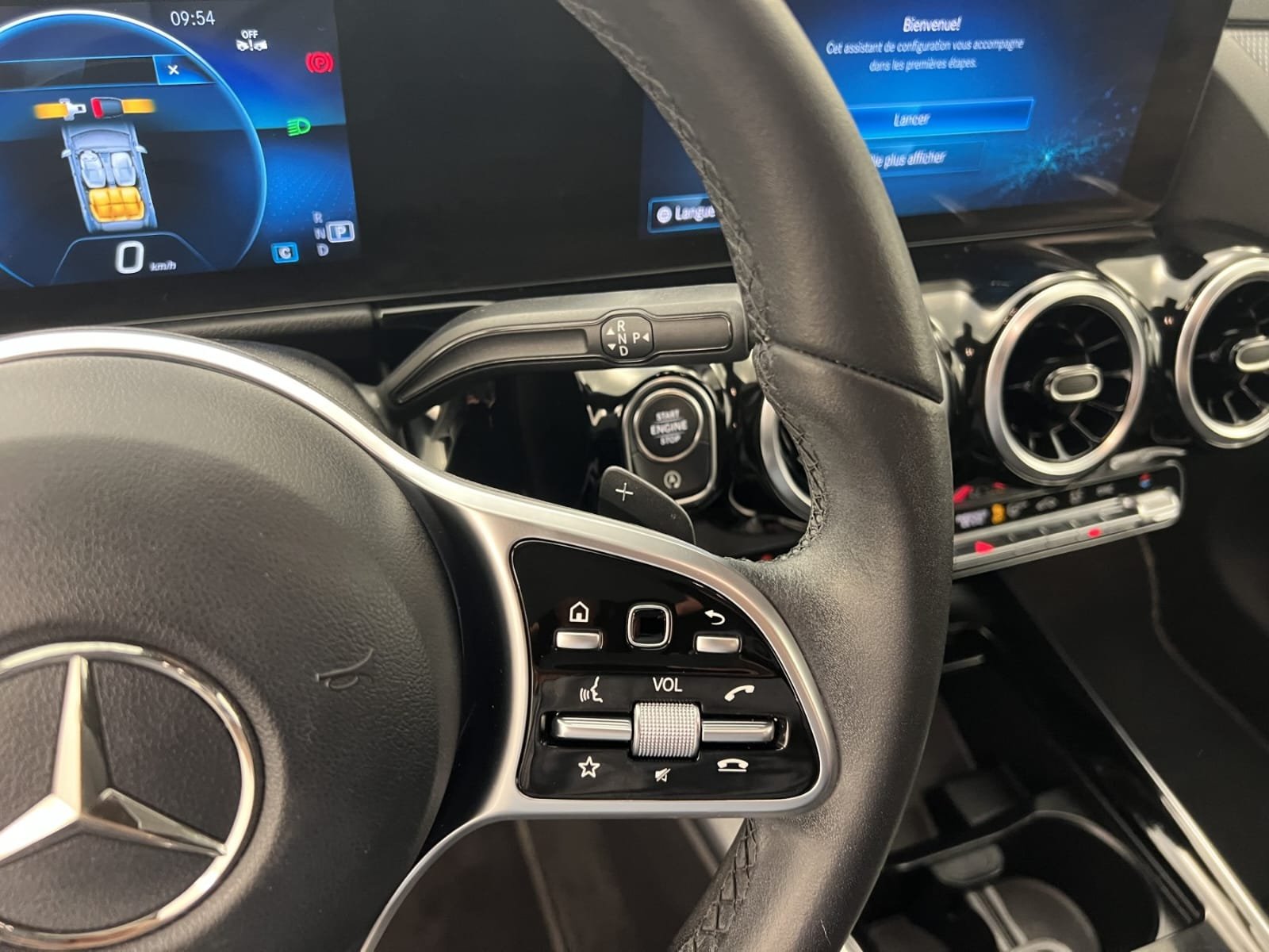 
								MERCEDES-BENZ GLA 200 d 8G-DCT Progressive Line full									