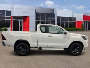 TOYOTA HILUX X-TRA CABINE RC23 CAB 4WD 2.4L 150 D-4D BVA LEGENDE