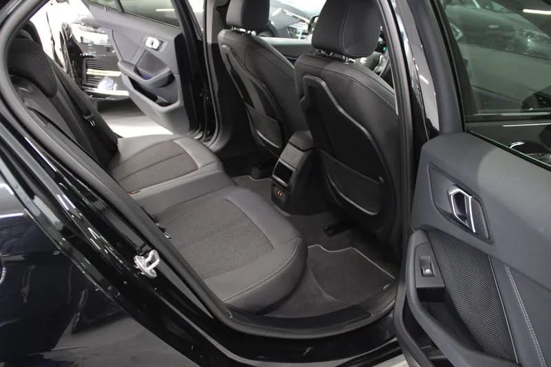 
								Bmw SERIE 1 (F40) 118IA 136CH EDITION SPORT DKG7 full									