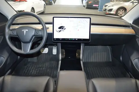 
								TESLA MODEL 3 PERFORMANCE 9CV WITH PUP AWD WITH UPGRADE 75 KWH full									