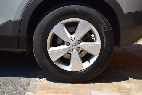 
								VOLVO XC40 B3 163 ESSENTIAL DCT7 full									