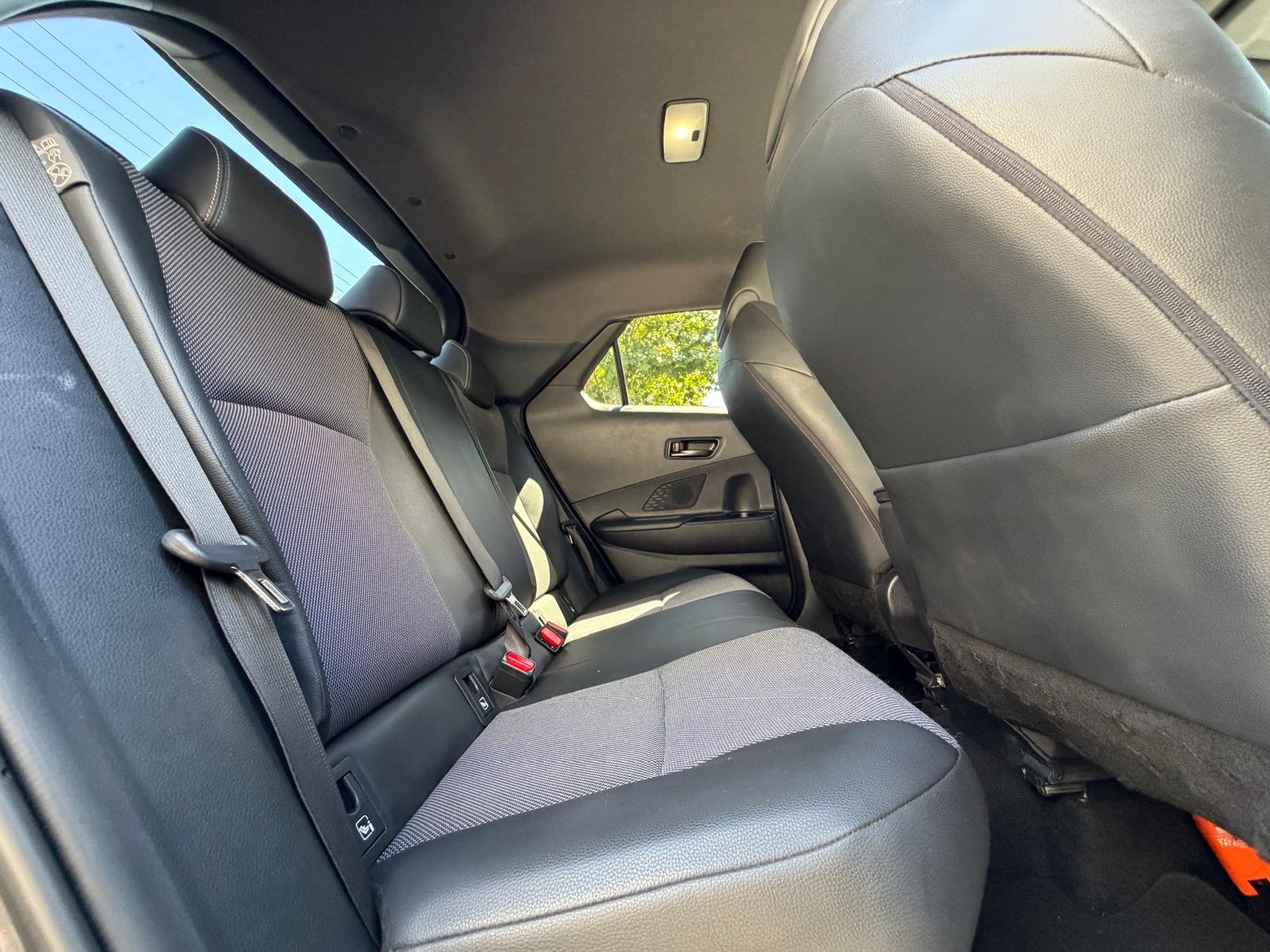 
								Toyota C-hr II 1.8 VVT-i 16V 140 Hybrid CVT 99 cv Boîte auto full									