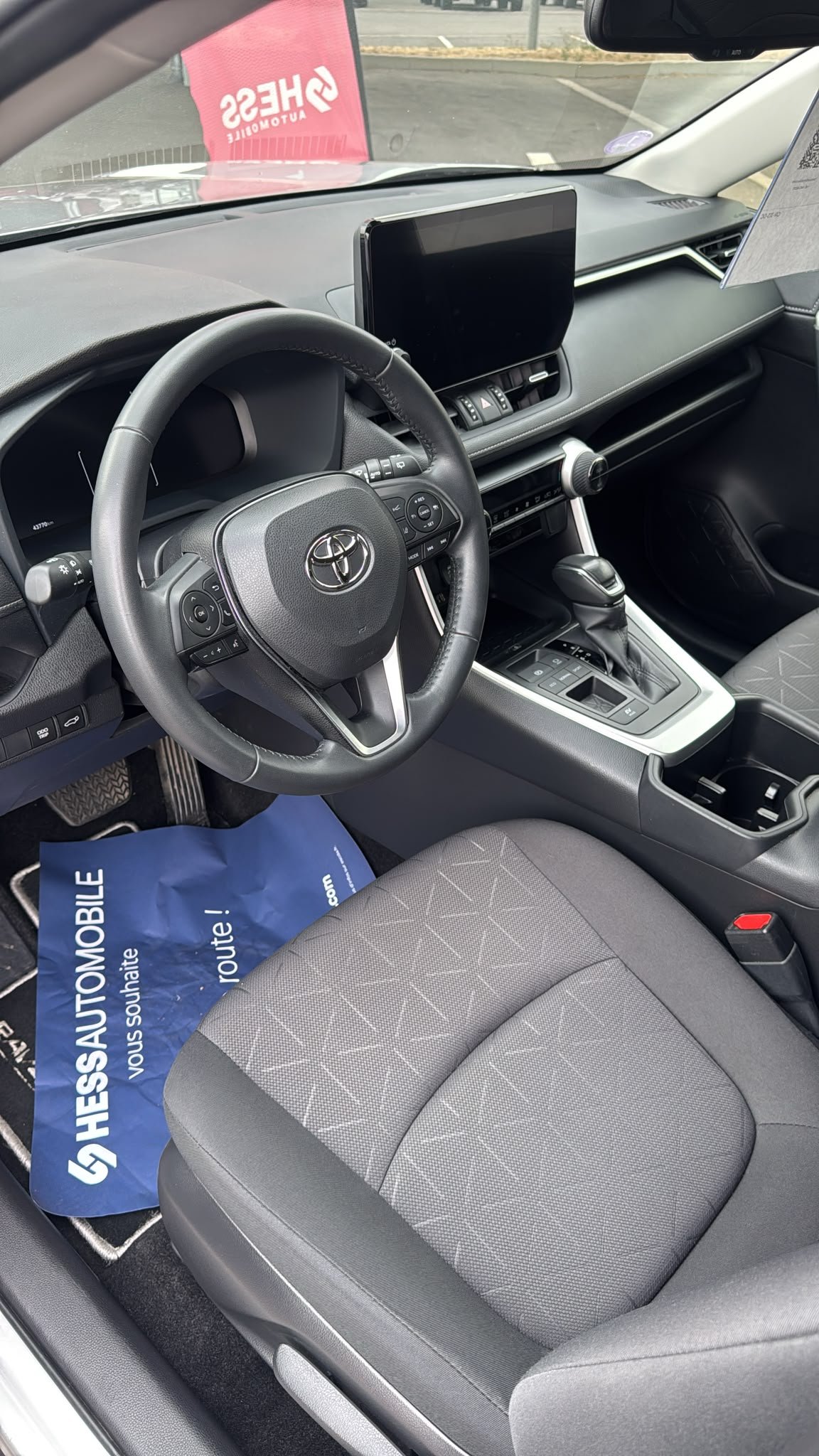 
								TOYOTA RAV4 2.5 HYBRIDE 218CH DYNAMIC 2WD MY23 full									
