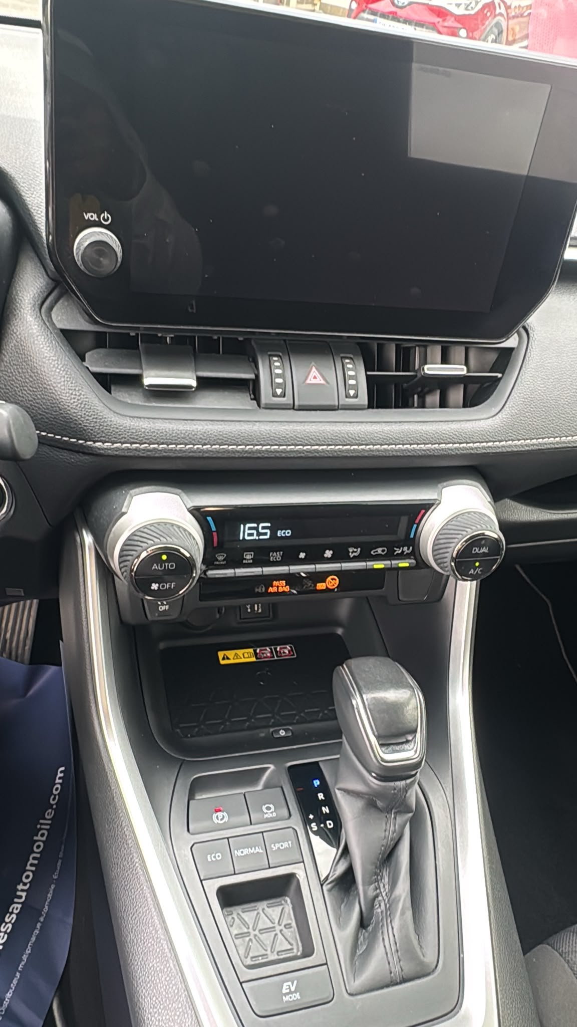 
								TOYOTA RAV4 2.5 HYBRIDE 218CH DYNAMIC 2WD MY23 full									